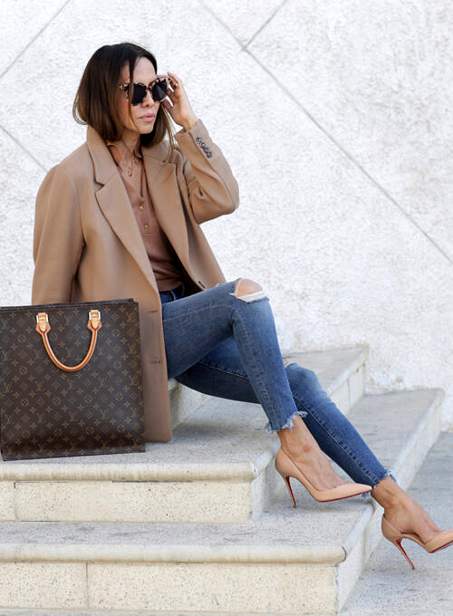 The only bags worth investing in, louis vuitton sac plat bag, lolario style blogger wearing louis vuitton bag | lolariostyle.com